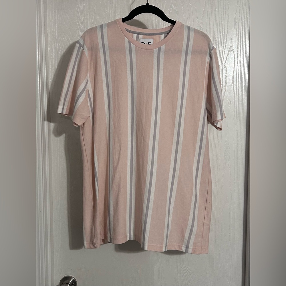 D&F | Casual Striped Pink and White Tee for Men | Size Medium